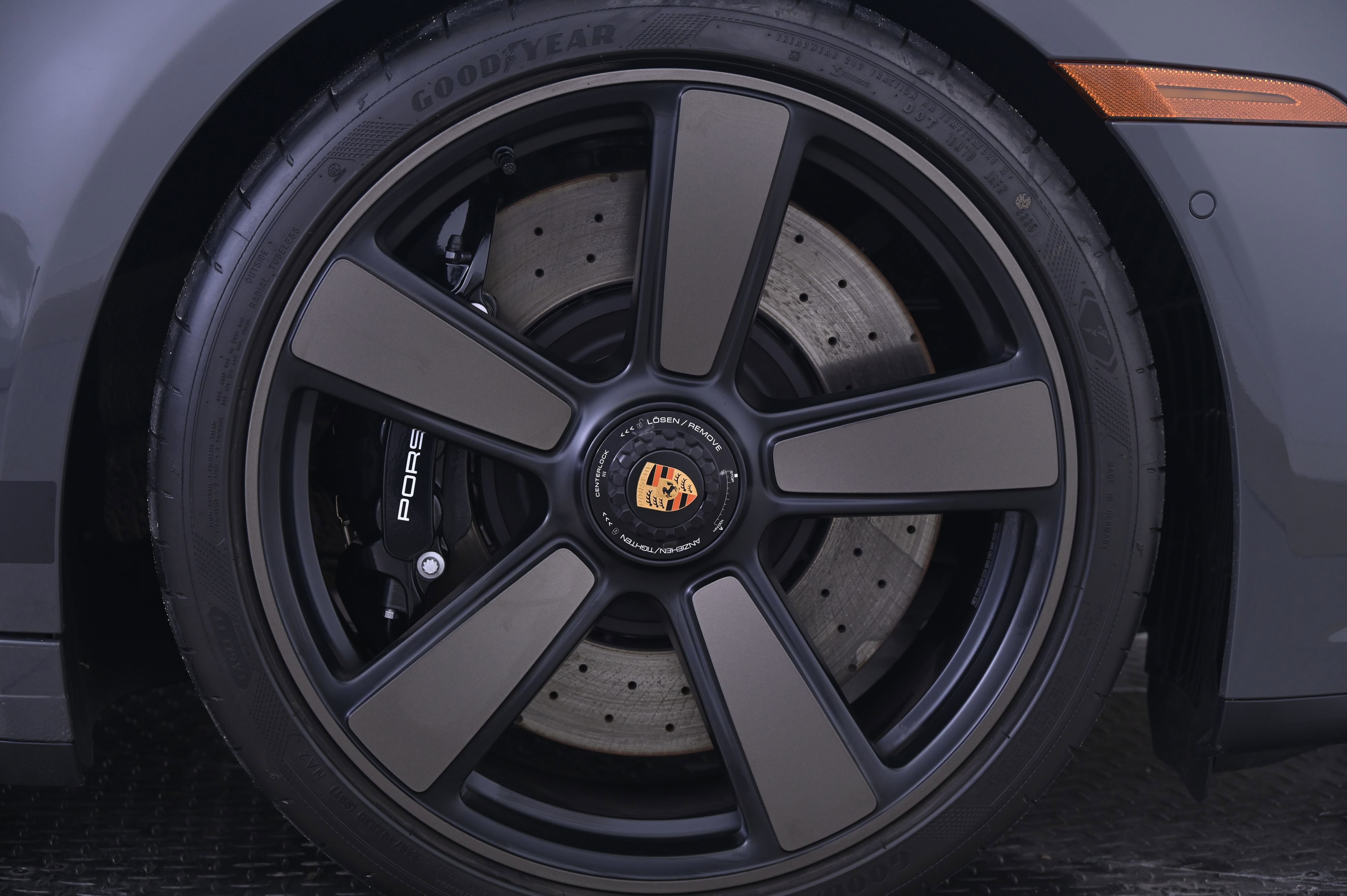 Certified 2026 Porsche 911 GTS image 19