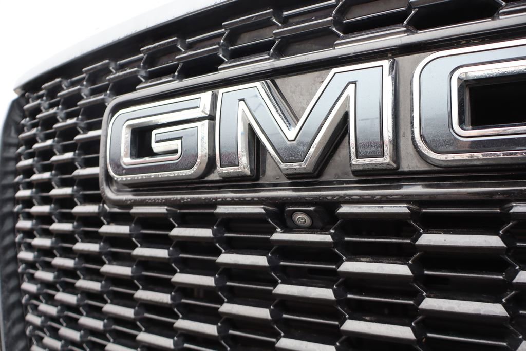 Used 2023 GMC Yukon Denali Ultimate image 8