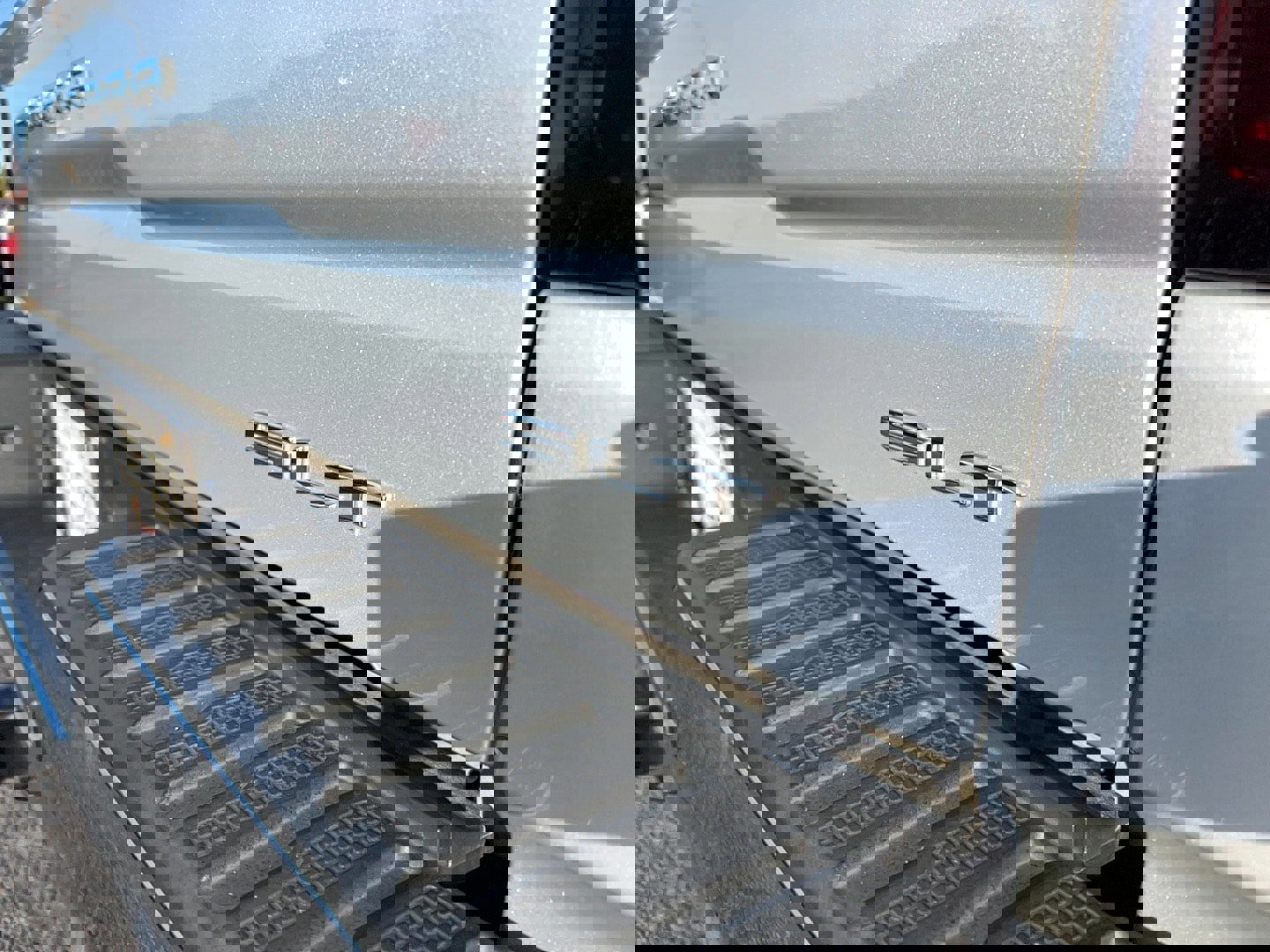 Used 2021 GMC Sierra 1500 SLT w/ SLT Premium Package image 13