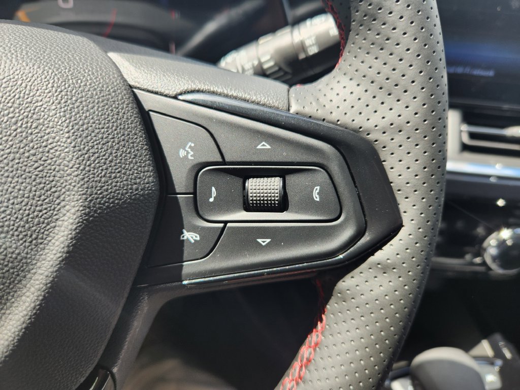 New 2026 Chevrolet Trax RS w/ Driver Confidence Package FWD image 16