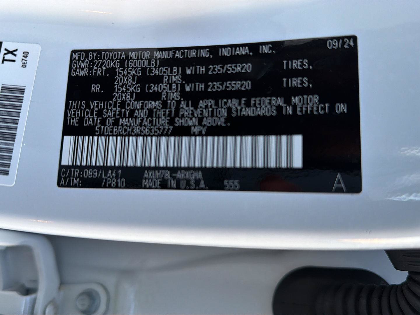 Certified 2024 Toyota Highlander Platinum AWD/4WD image 44