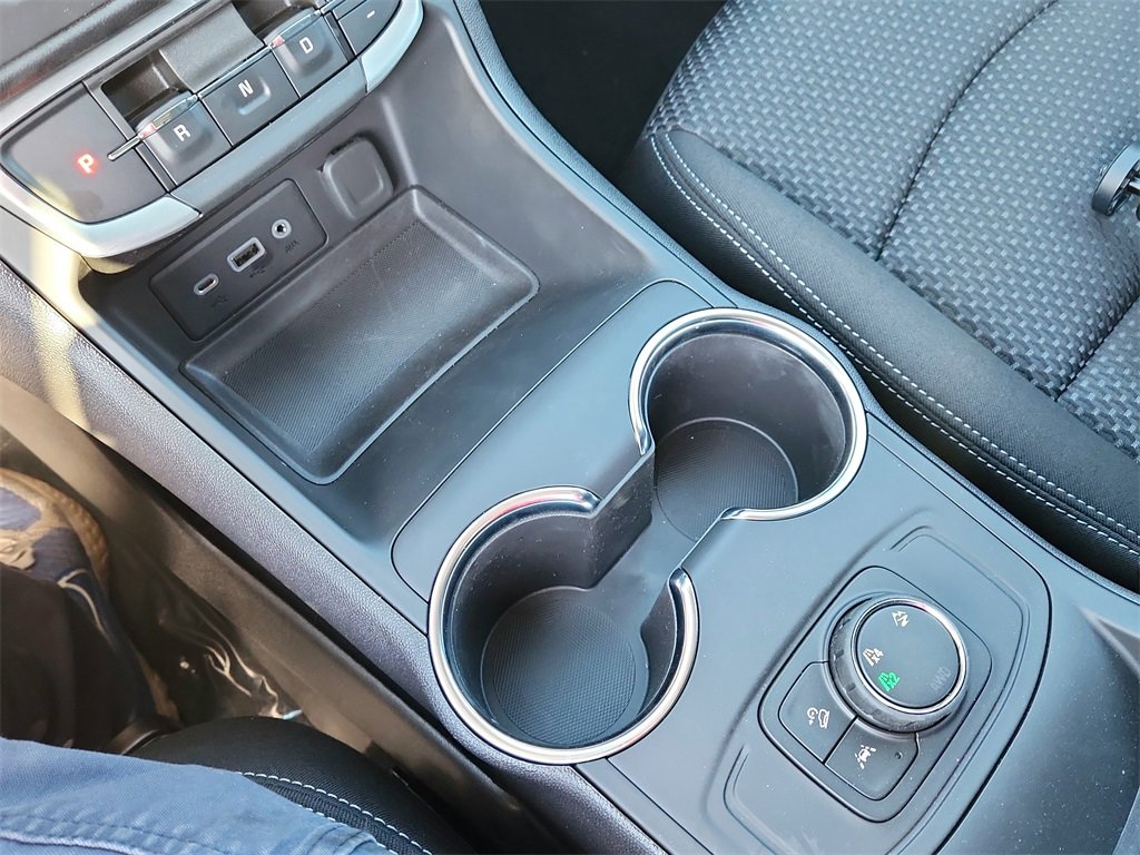 New 2024 GMC Terrain SLE image 16