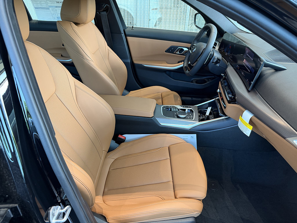 New 2026 BMW 330i xDrive Sedan w/ Convenience Package AWD/4WD image 14