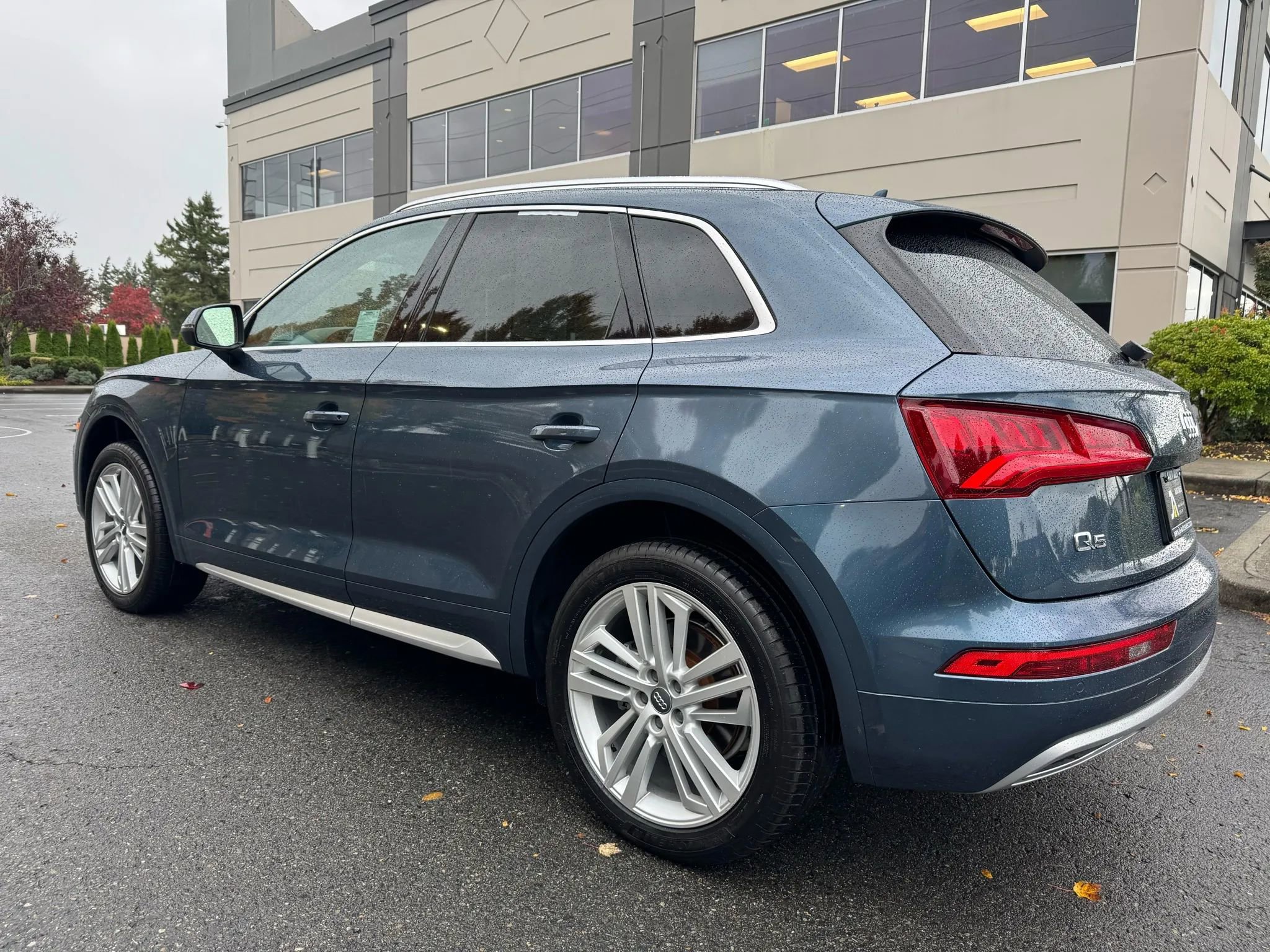 Used 2018 Audi Q5 2.0T Premium Plus w/ Premium Plus Package image 7