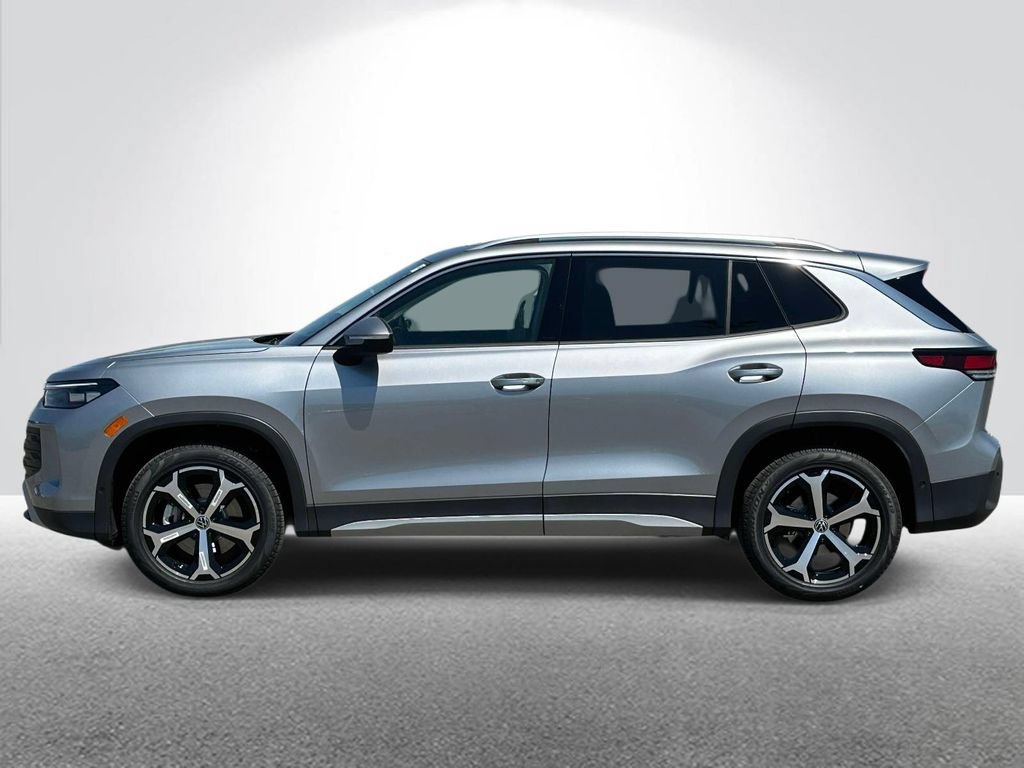 New 2026 Volkswagen Tiguan SE AWD/4WD image 2