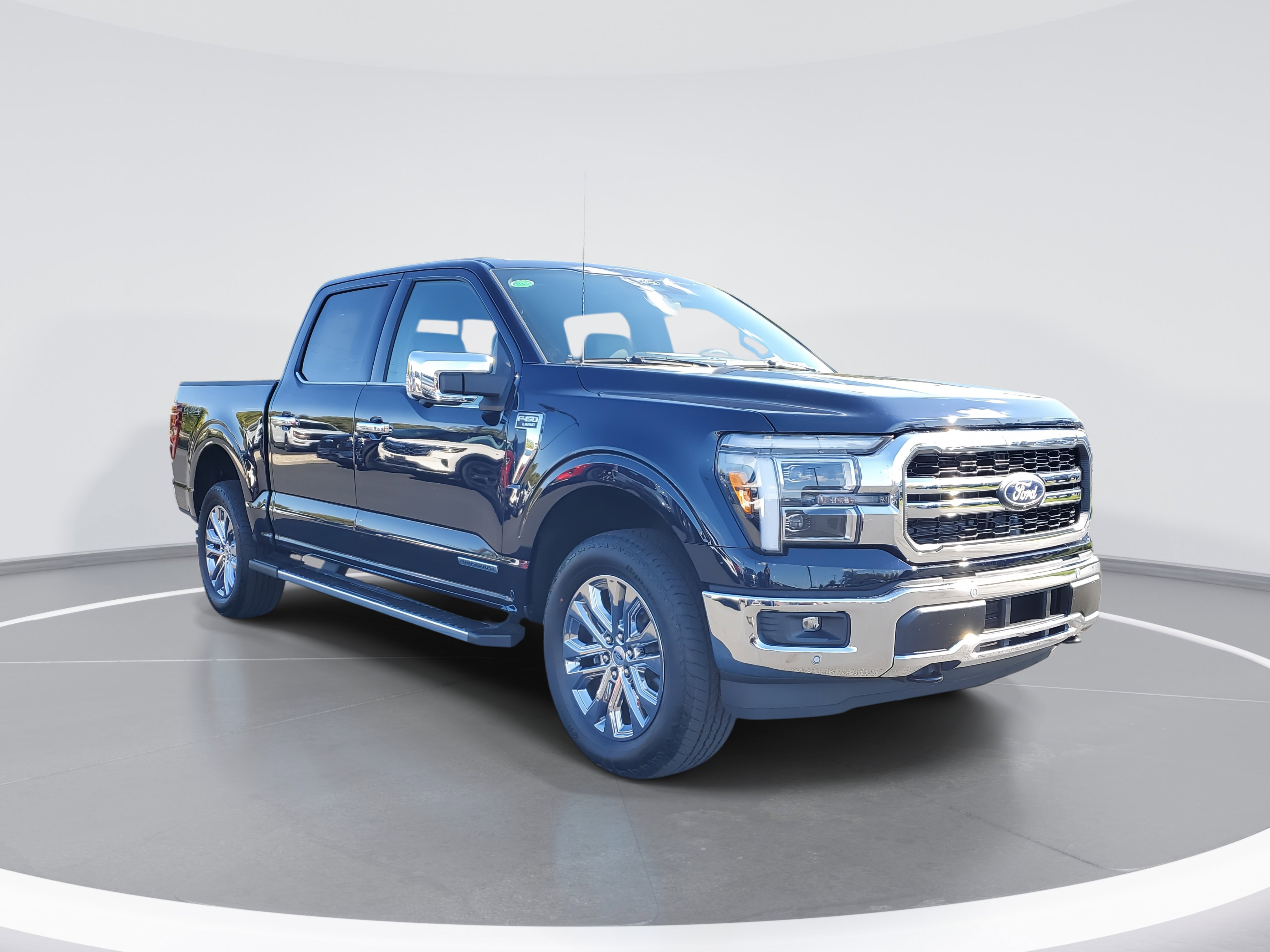 New 2025 Ford F150 Lariat w/ Equipment Group 502A High video 2