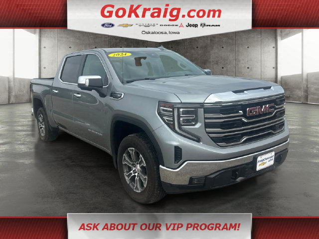 Used 2024 GMC Sierra 1500 SLT AWD/4WD image 3