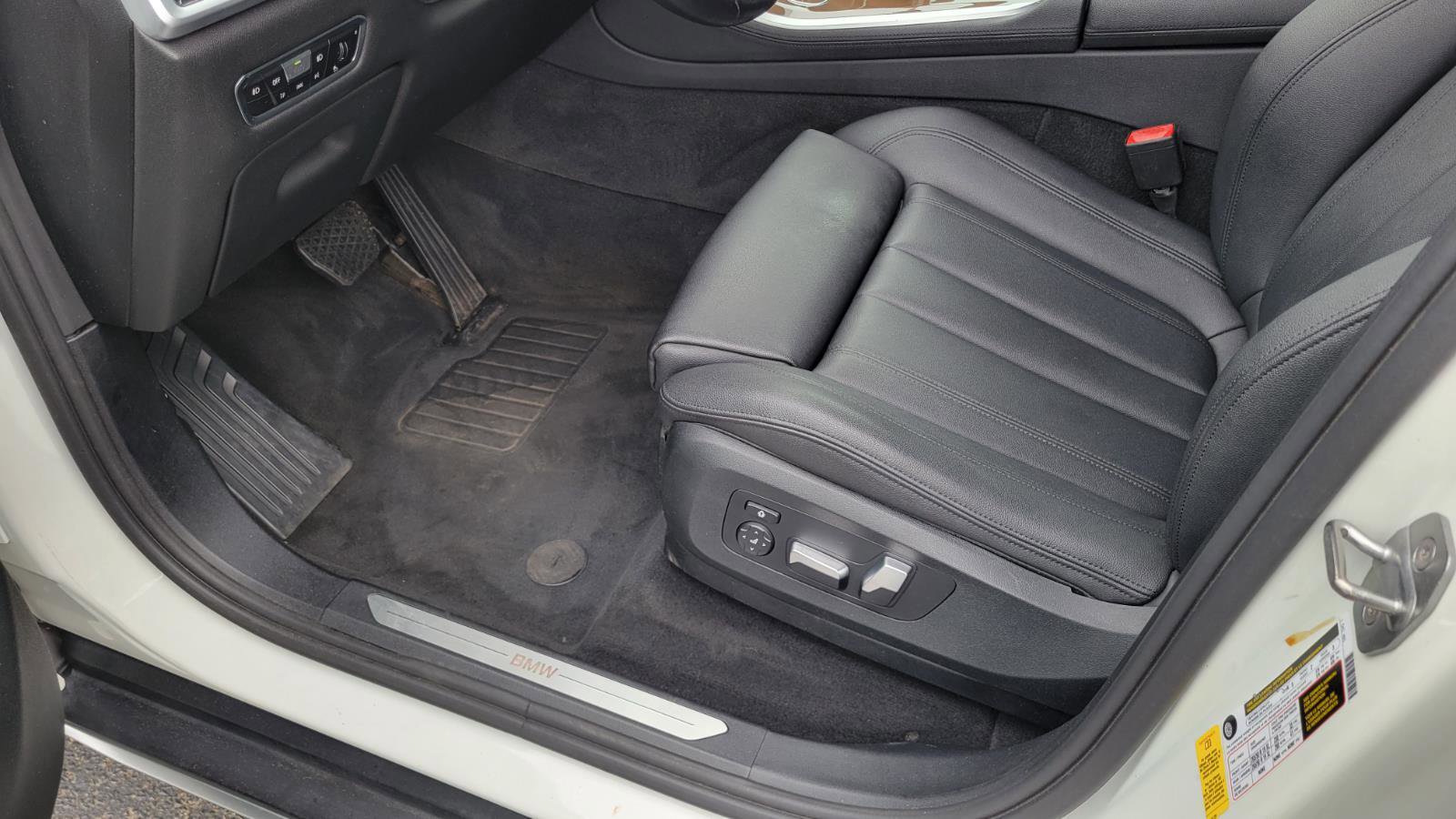 Used 2020 BMW X5 sDrive40i image 18