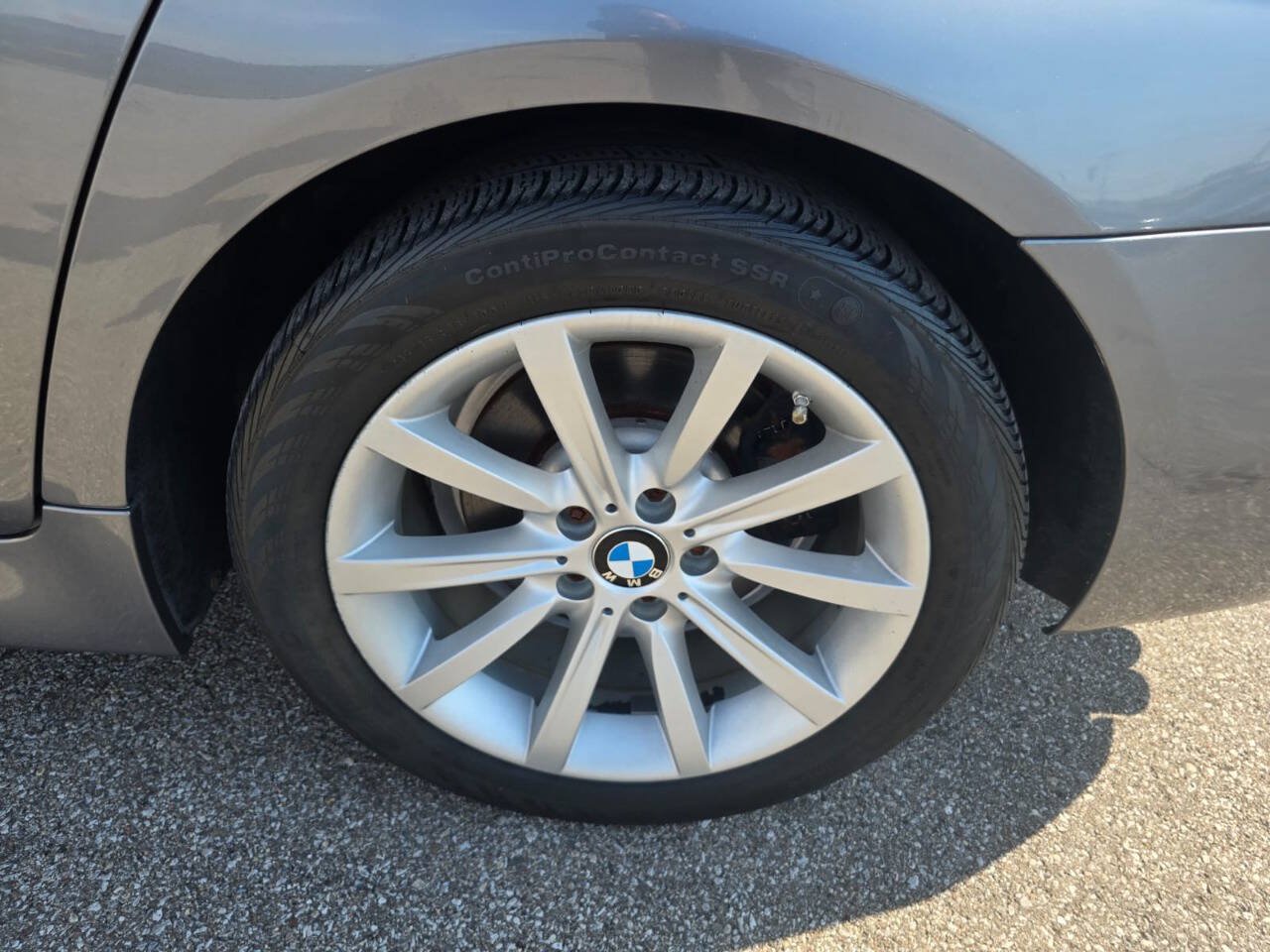 Used 2014 BMW 535d Sedan RWD image 31