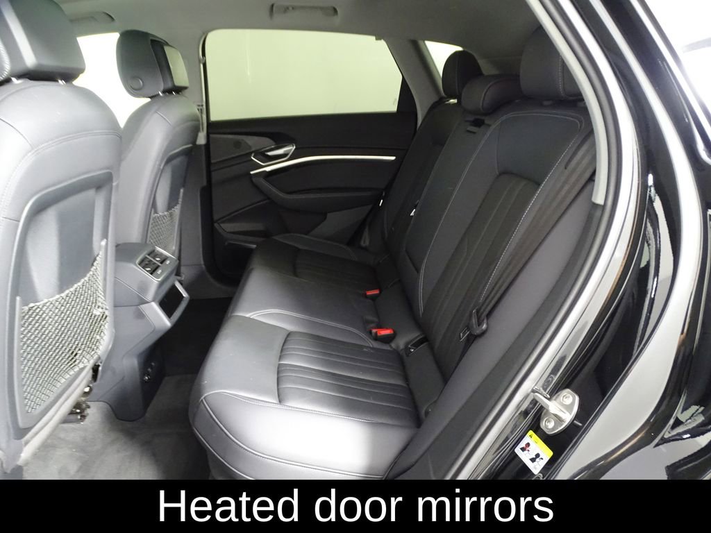 Used 2021 Audi e-tron Premium Plus image 14