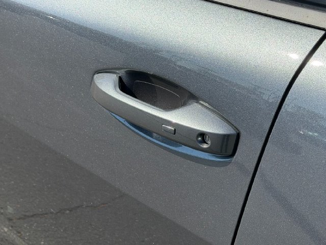 New 2027 Nissan Sentra SR w/ SR Premium Package FWD image 9
