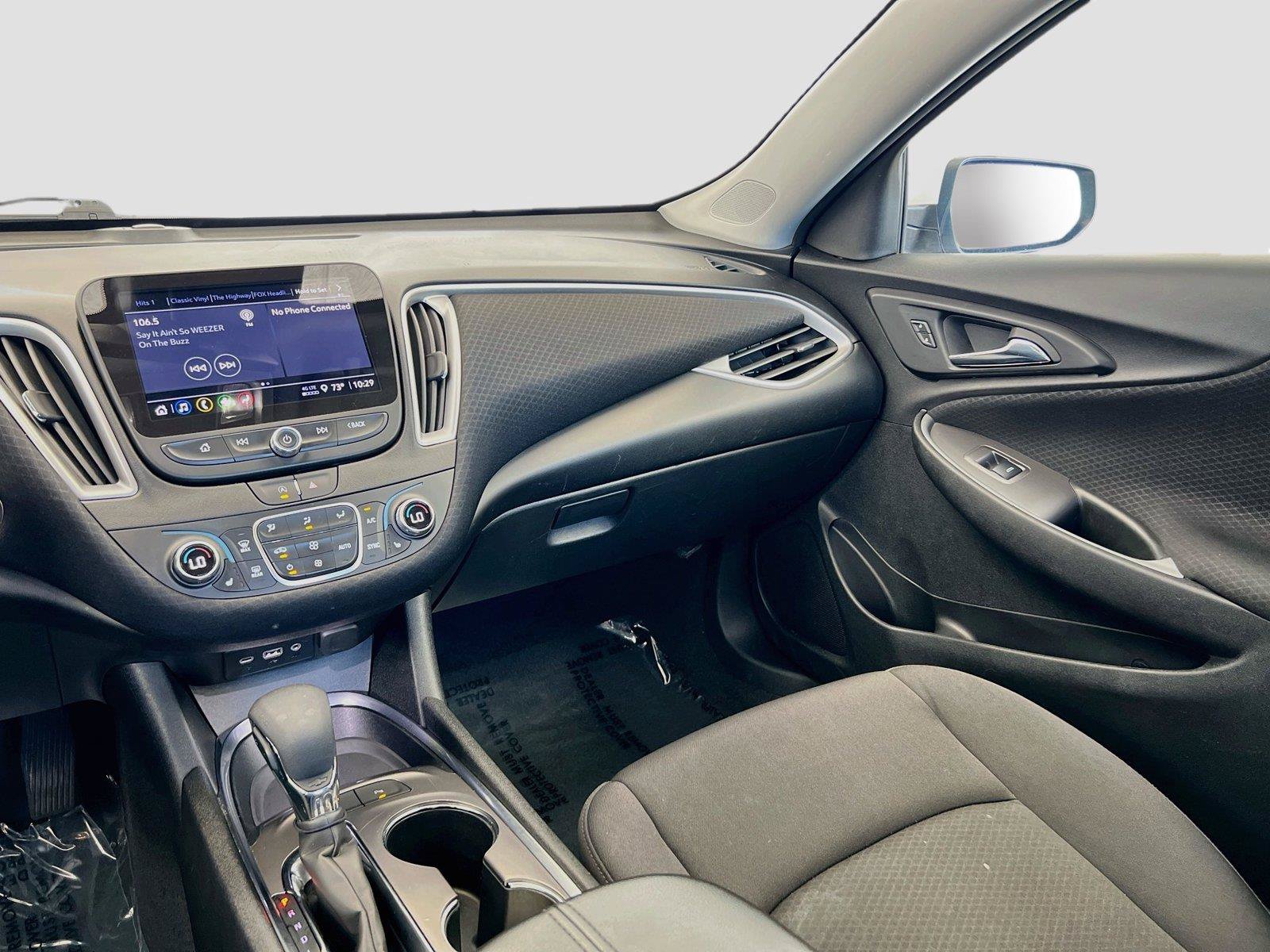 Used 2024 Chevrolet Malibu LT FWD image 24