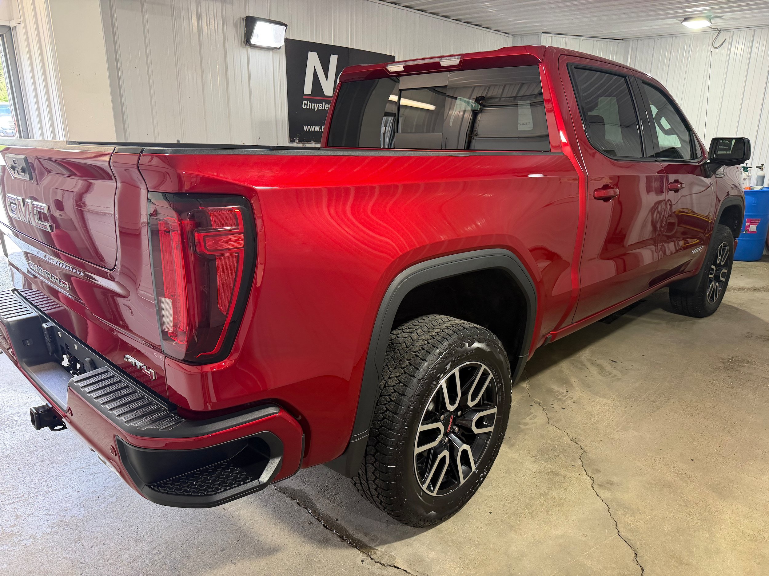 Used 2026 GMC Sierra 1500 AT4 w/ AT4 Preferred Package AWD/4WD image 6