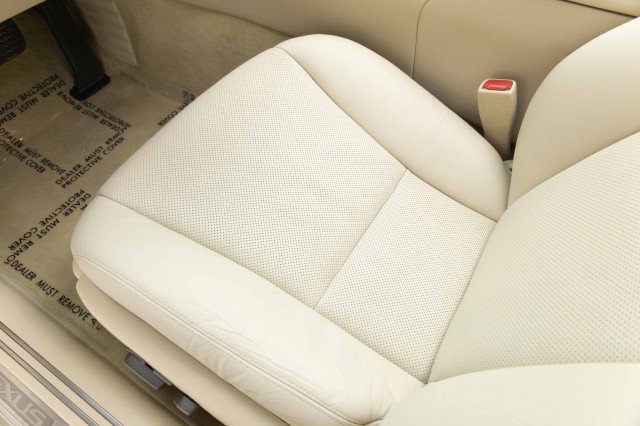 Used 2012 Lexus LS 460 w/ Luxury Value Edition image 36