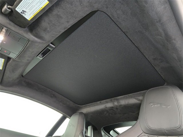 Used 2024 Jaguar F-TYPE R-Dynamic image 10