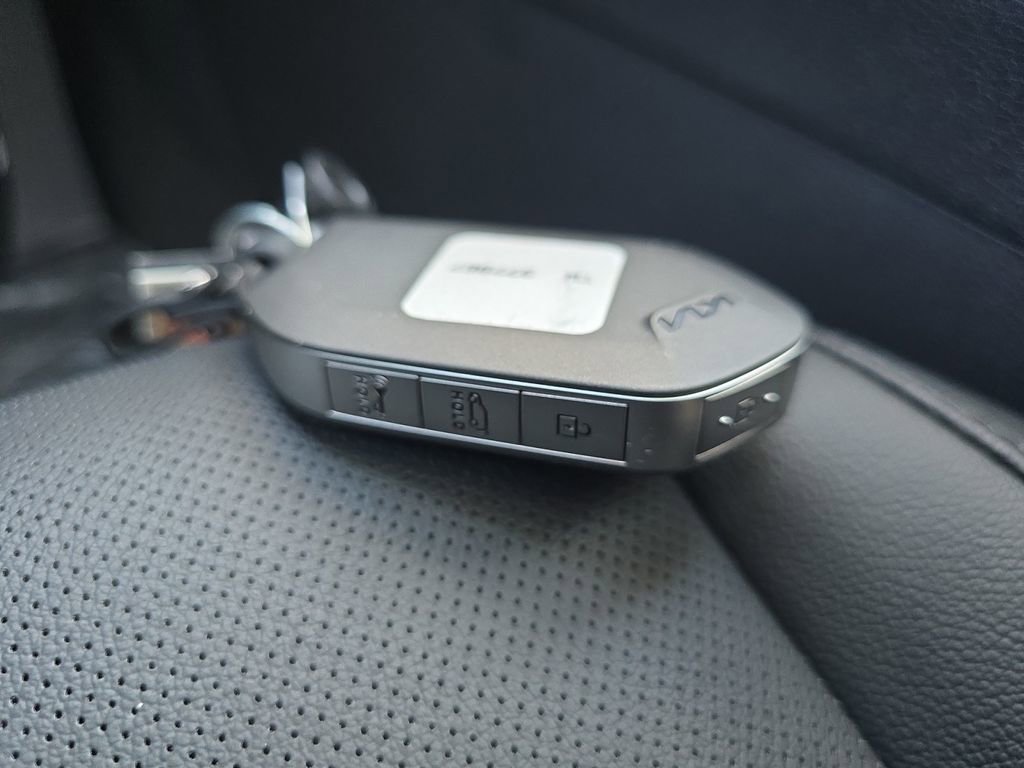 New 2026 Kia Sportage EX w/ EX Panorama Roof Package image 36