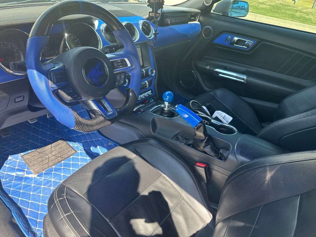 Used 2015 Ford Mustang GT Premium w/ Equipment Group 401A RWD image 10