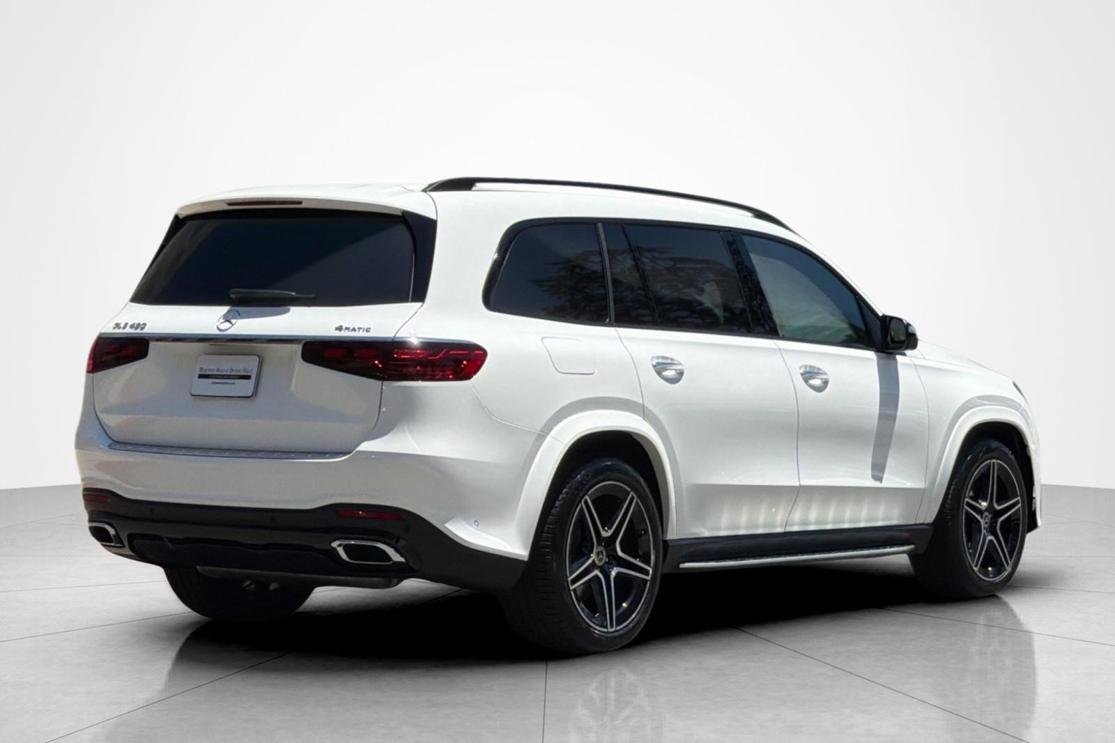 Used 2026 Mercedes-Benz GLS 450 4MATIC image 5