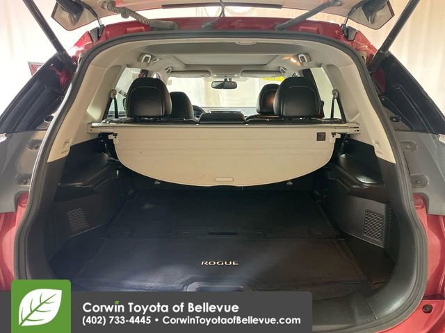 Used 2015 Nissan Rogue SL w/ SL Premium Package image 17