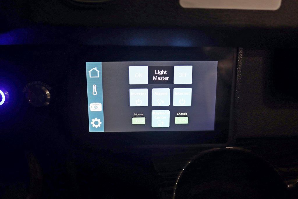 Used 2024 Mercedes-Benz Sprinter 3500 image 23