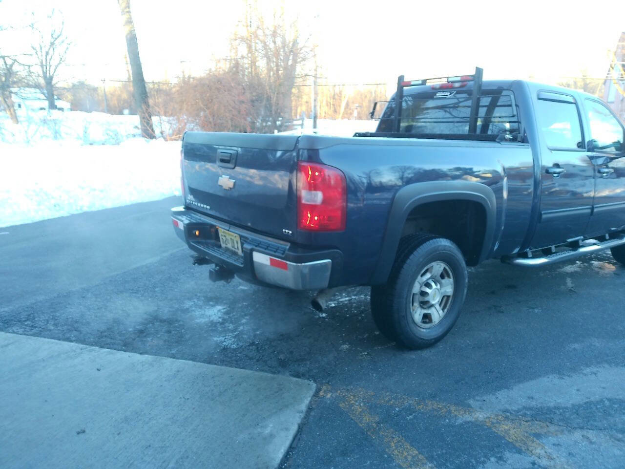 Used 2009 Chevrolet Silverado 2500 LTZ w/ Suspension Package, Off-Road image 8