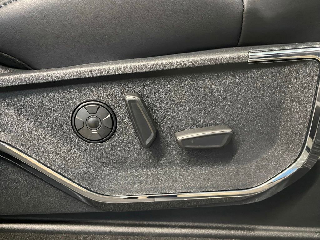 New 2026 Ford F250 Platinum image 50