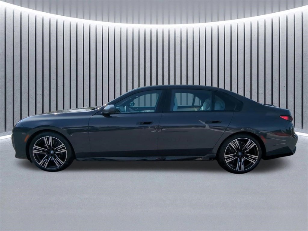 Certified 2023 BMW 760i xDrive w/ Executive Package image 8