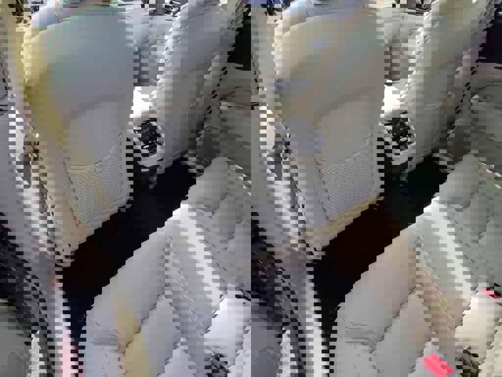 New 2026 Volvo XC60 B5 Ultra w/ Protection Package Premier image 18