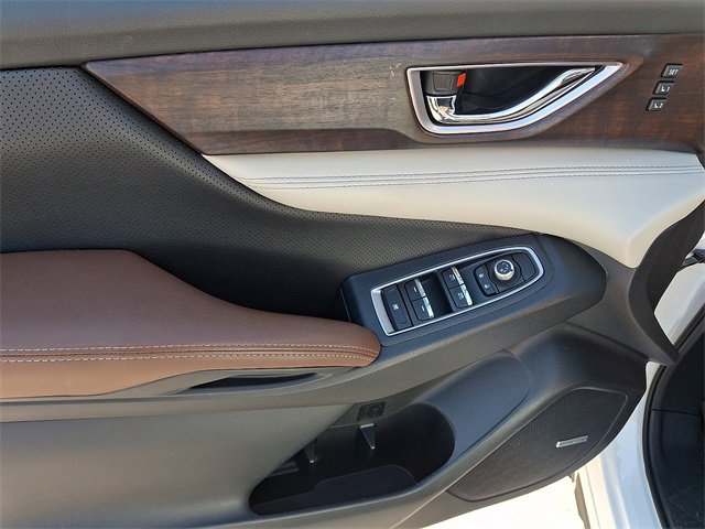 Used 2019 Subaru Ascent Touring w/ Popular Package #3 image 12