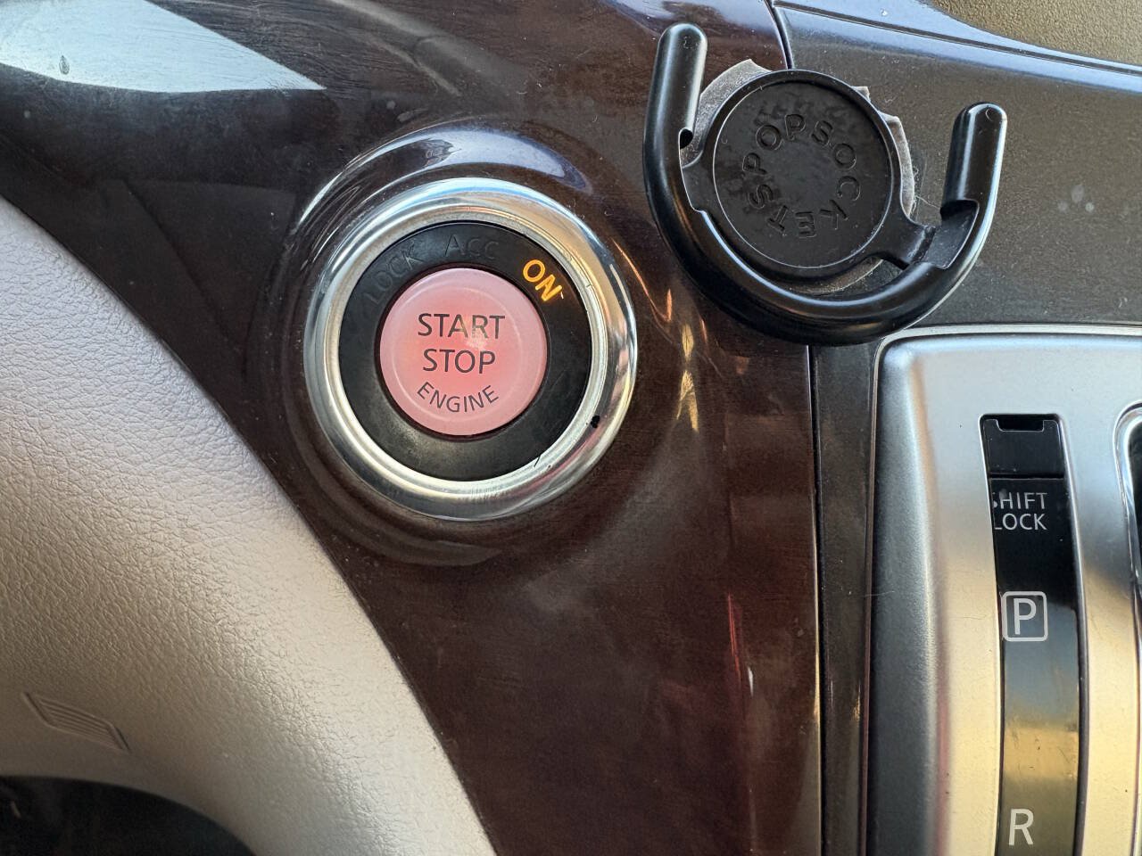 Used 2011 Nissan Quest SV FWD image 38