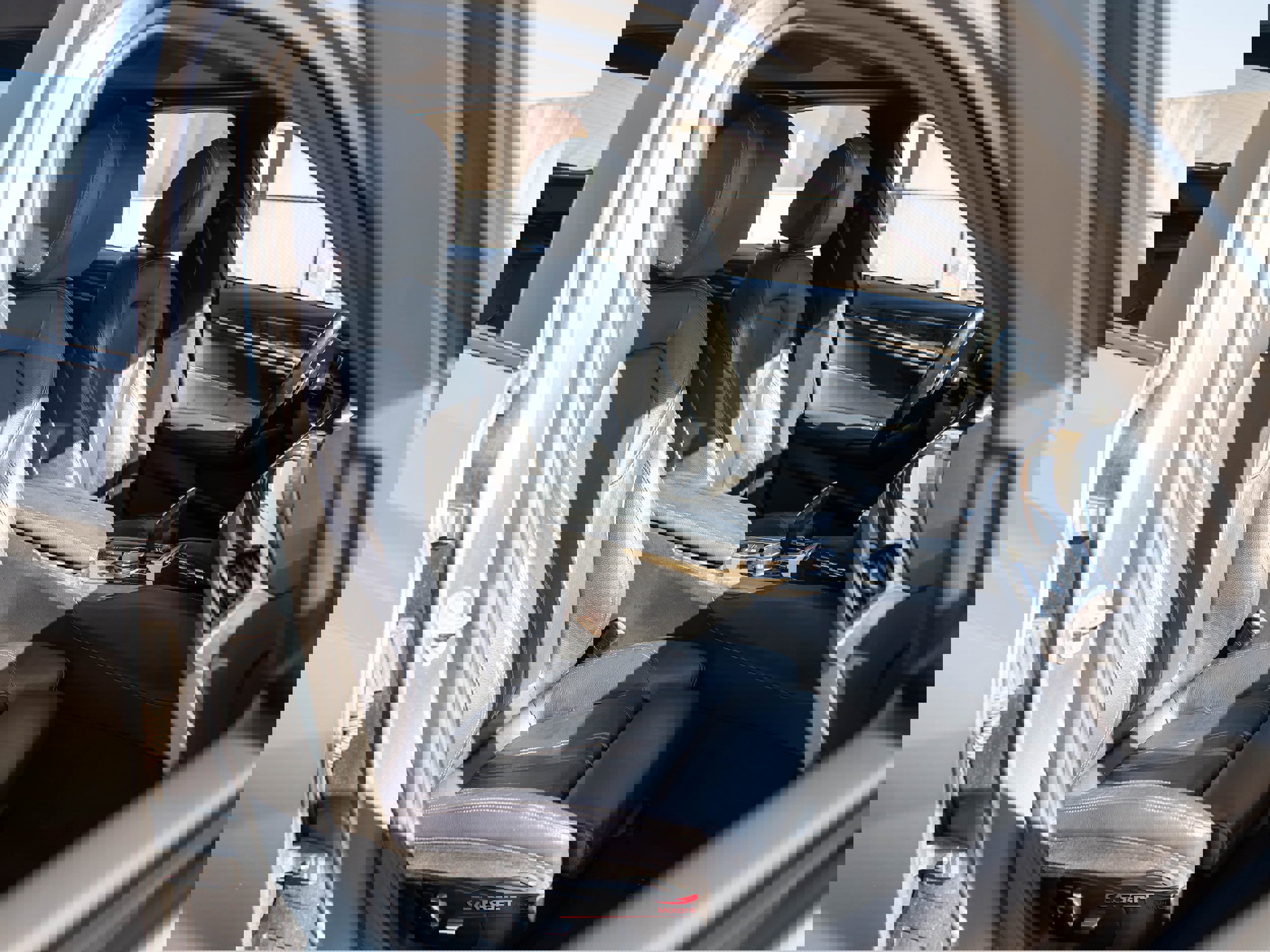 Used 2019 BMW 540i w/ M Sport Package image 17