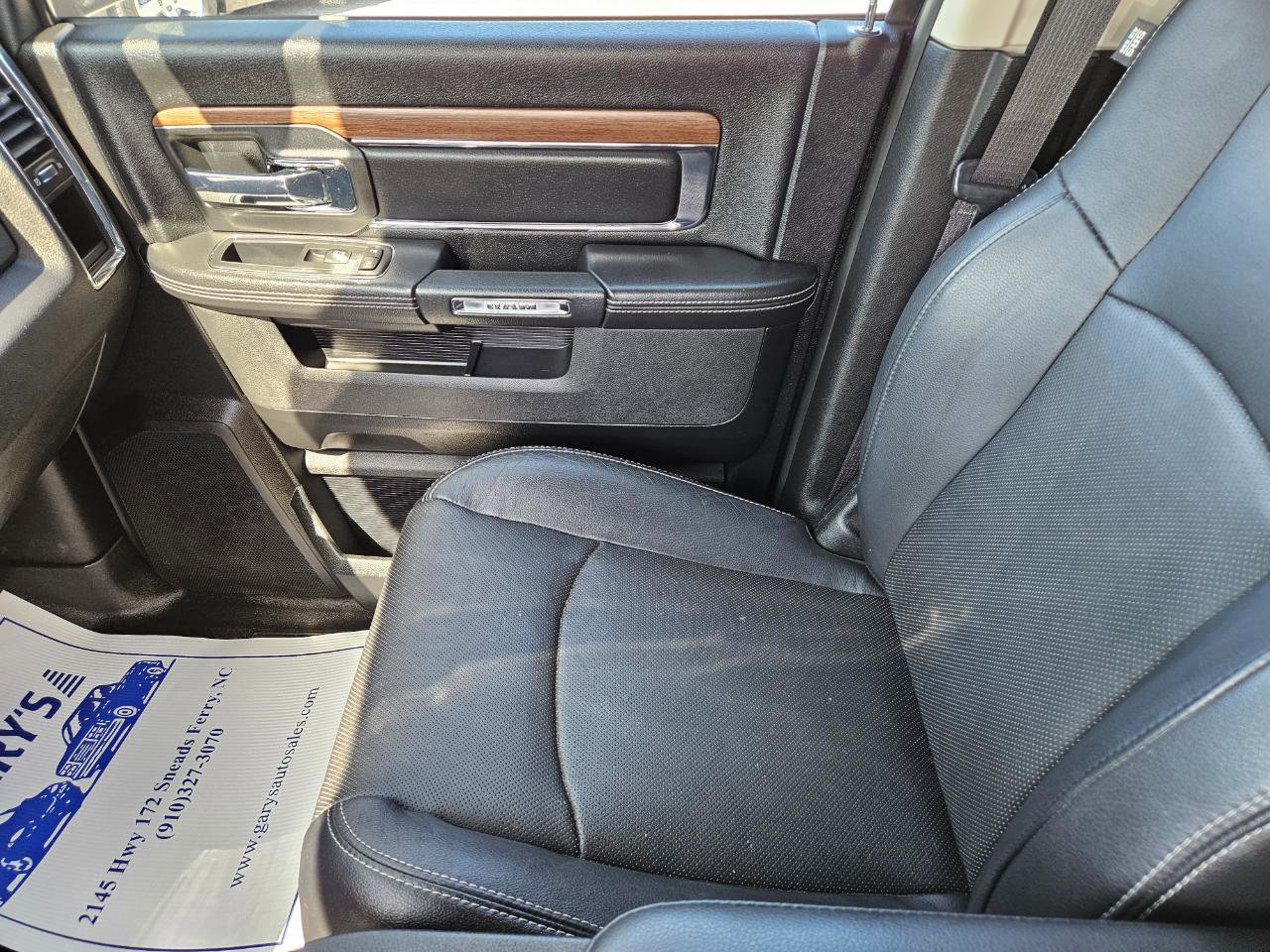 Used 2017 RAM 1500 Laramie image 15