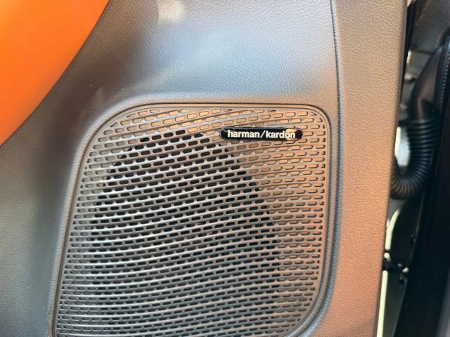 New 2026 Chrysler Pacifica Pinnacle image 13