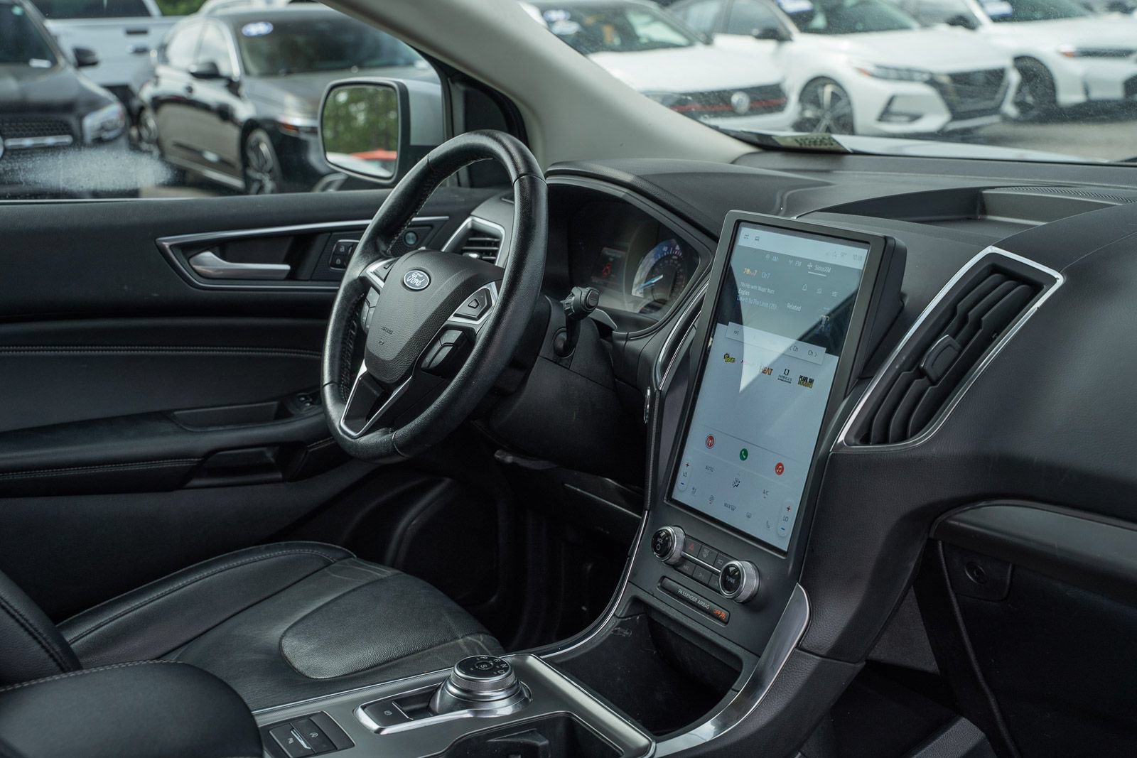 Used 2022 Ford Edge Titanium AWD/4WD image 12