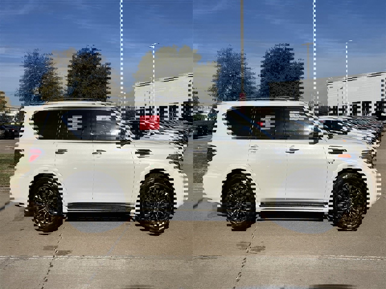 Certified 2020 Nissan Armada Platinum w/ Platinum Reserve Package image 3