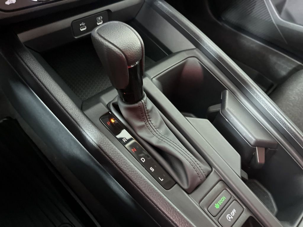 Used 2025 Honda Accord SE image 31