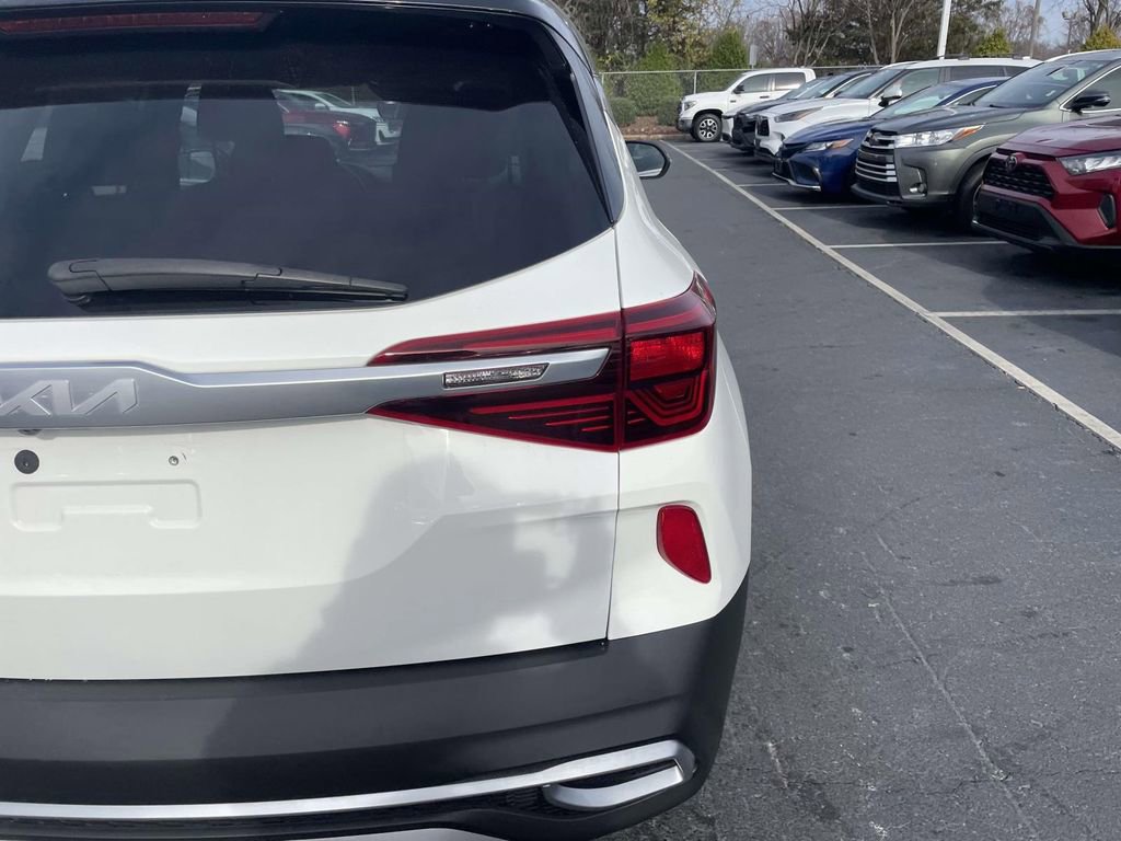Used 2023 Kia Seltos S image 18