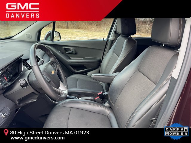 Used 2022 Chevrolet Trax LT w/ LT Convenience Package image 19