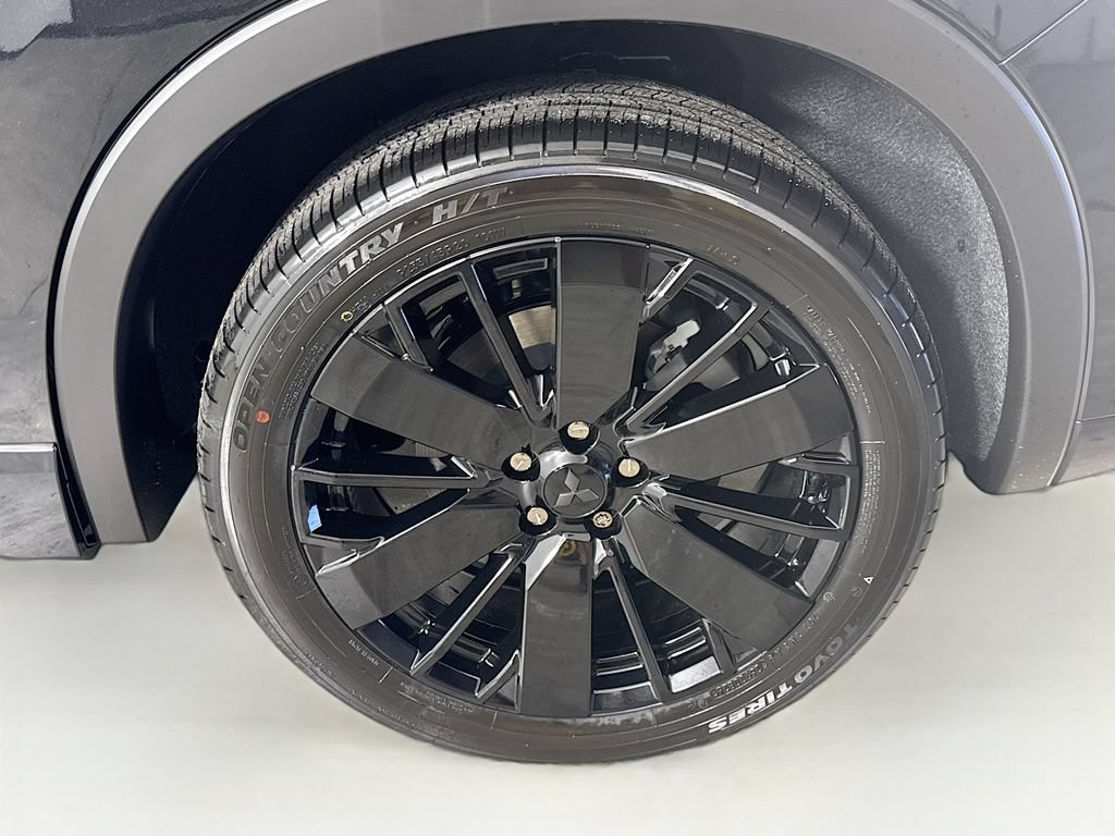 New 2026 Mitsubishi Outlander SEL Black Edition FWD image 33