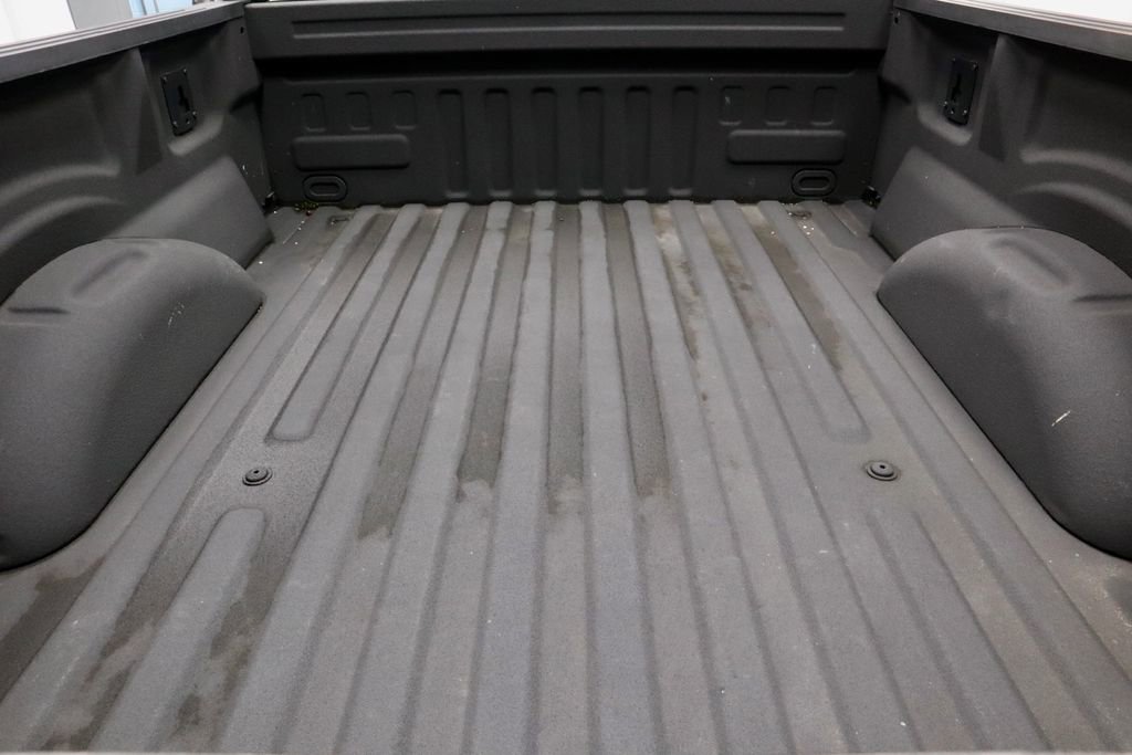 Used 2015 Ford F150 XLT w/ Equipment Group 301A Mid AWD/4WD image 14