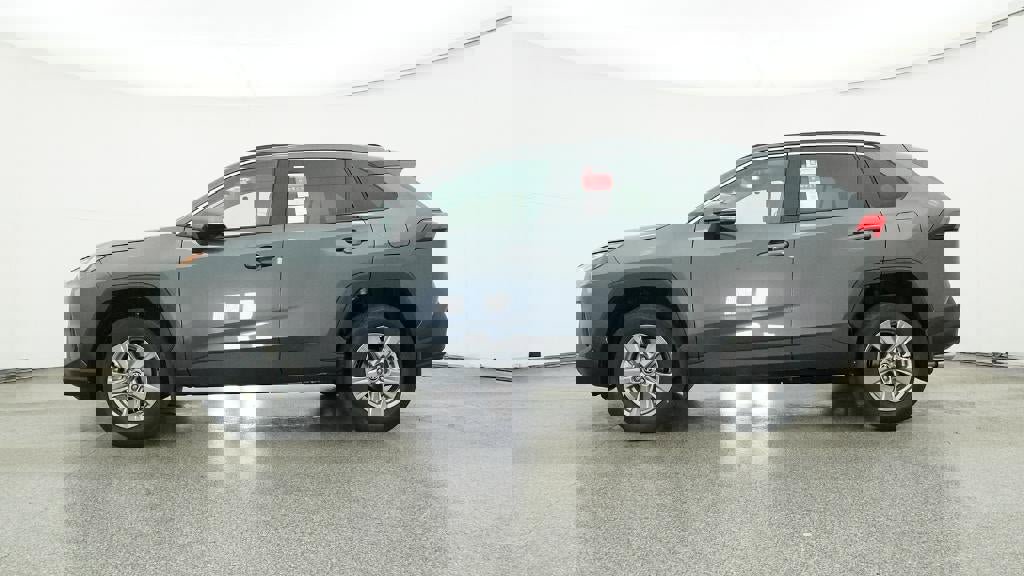 New 2025 Toyota RAV4 XLE image 27