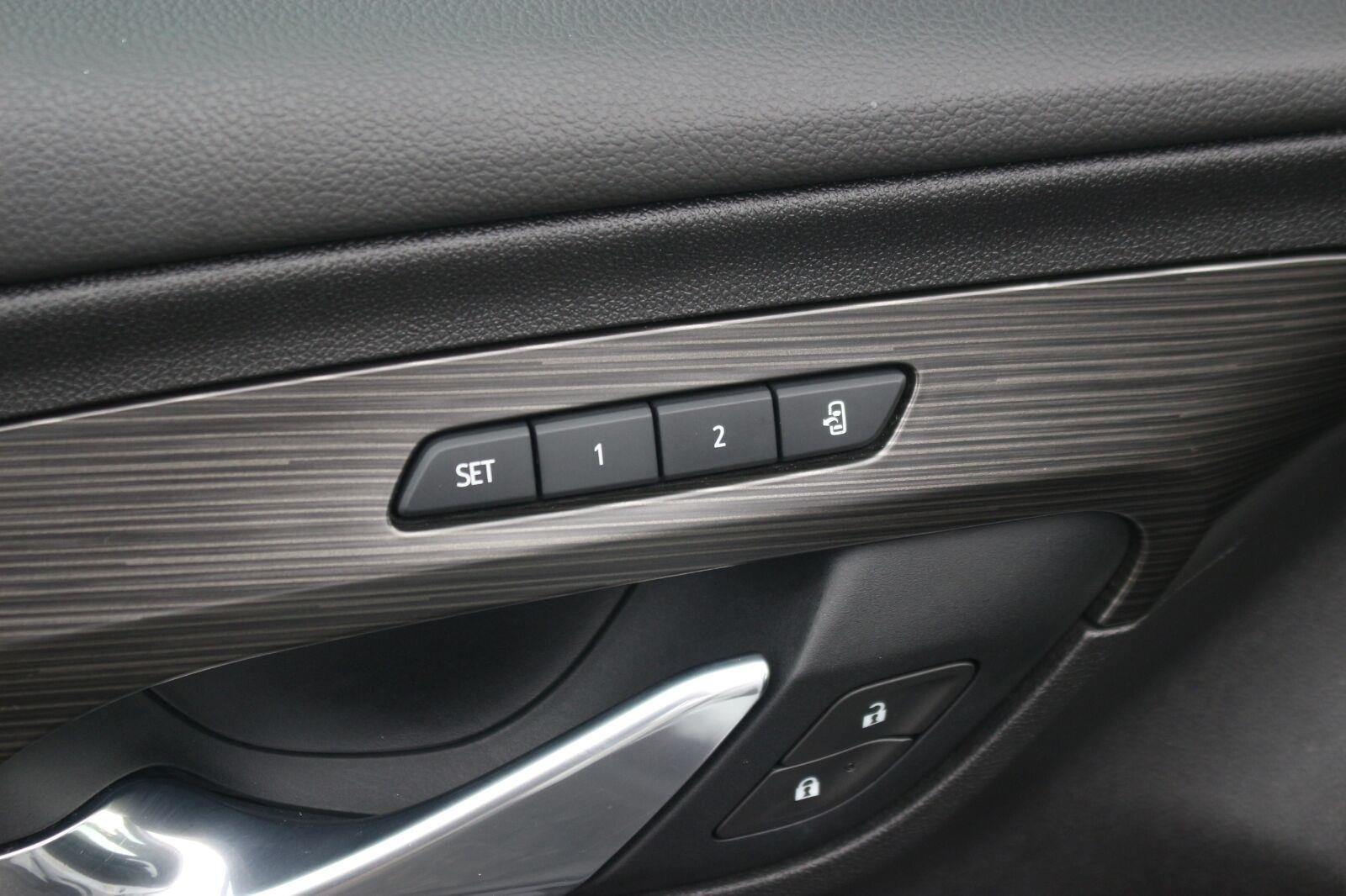 Used 2020 GMC Terrain SLT w/ Preferred Package AWD/4WD image 14