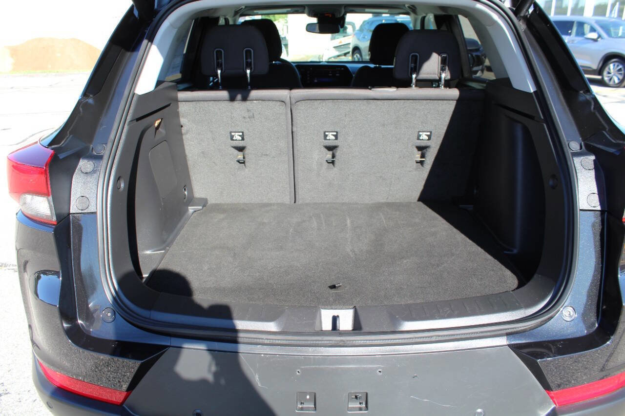 Used 2024 Chevrolet TrailBlazer LT w/ Convenience Package image 18