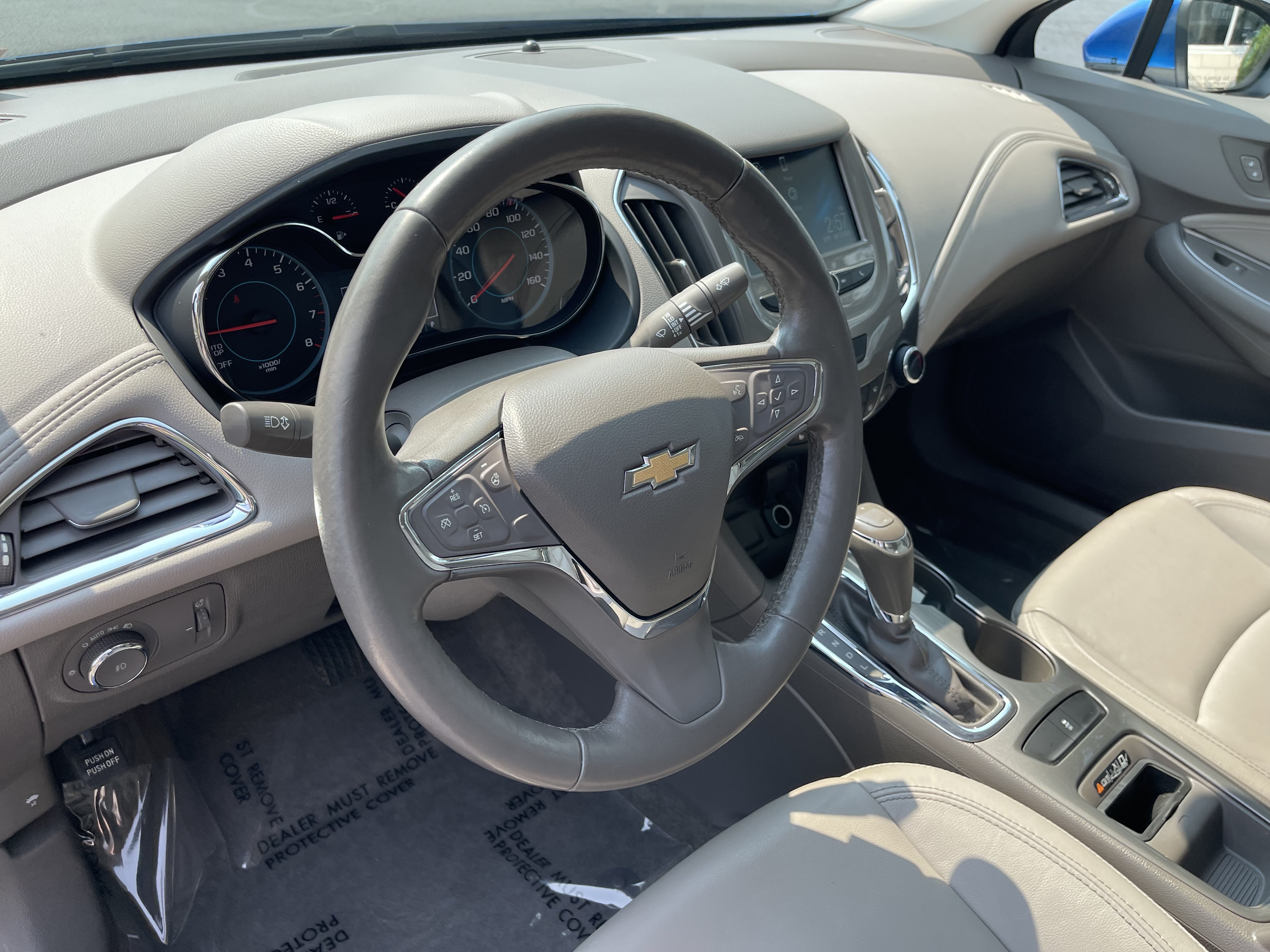 Used 2017 Chevrolet Cruze Premier w/ RS Package FWD image 15