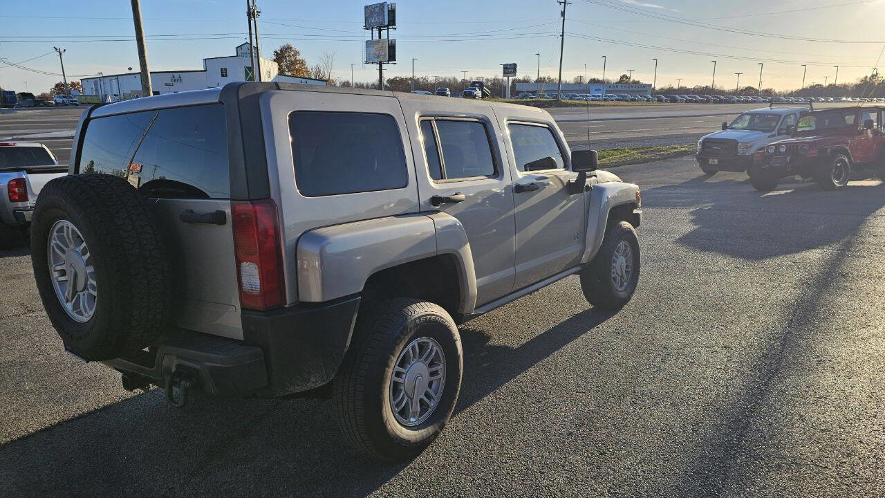 Used 2009 HUMMER H3 image 4