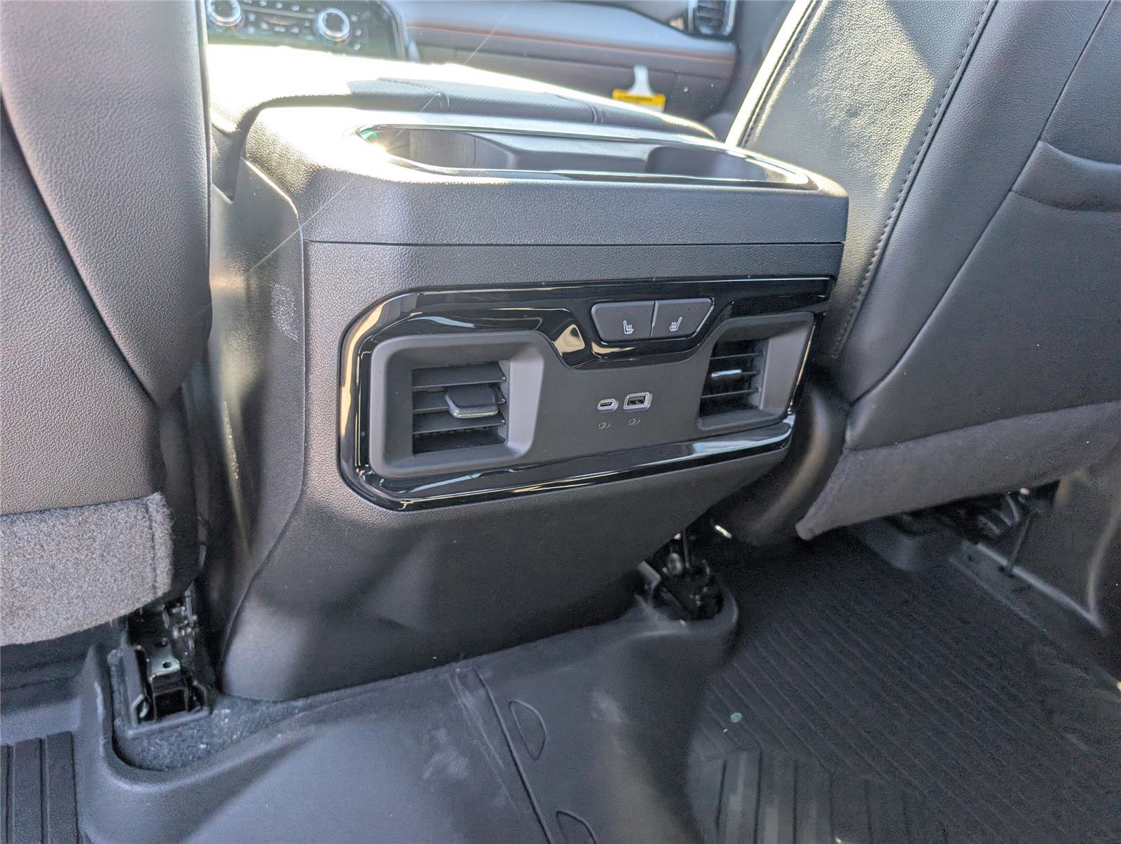 New 2026 GMC Sierra 2500 AT4 w/ AT4 Premium Plus Package AWD/4WD image 22