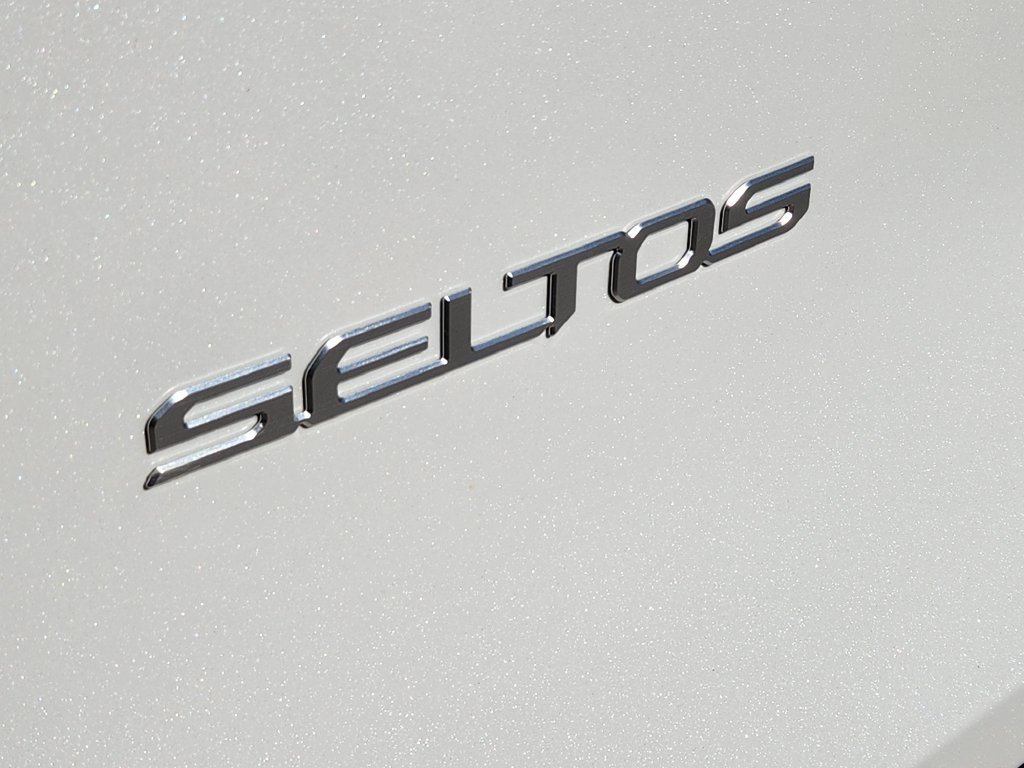 New 2027 Kia Seltos S FWD image 9