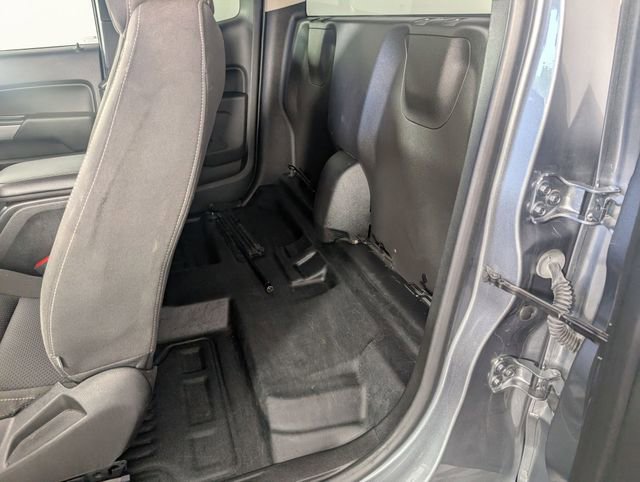 Used 2022 Chevrolet Colorado LT w/ Fleet Safety Package RWD image 23