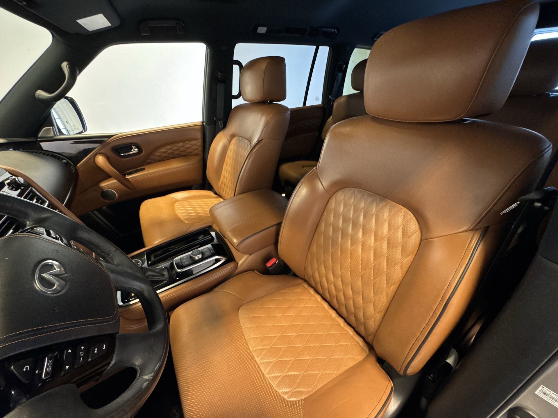 Certified 2023 INFINITI QX80 Sensory w/ Cargo Package AWD/4WD image 11