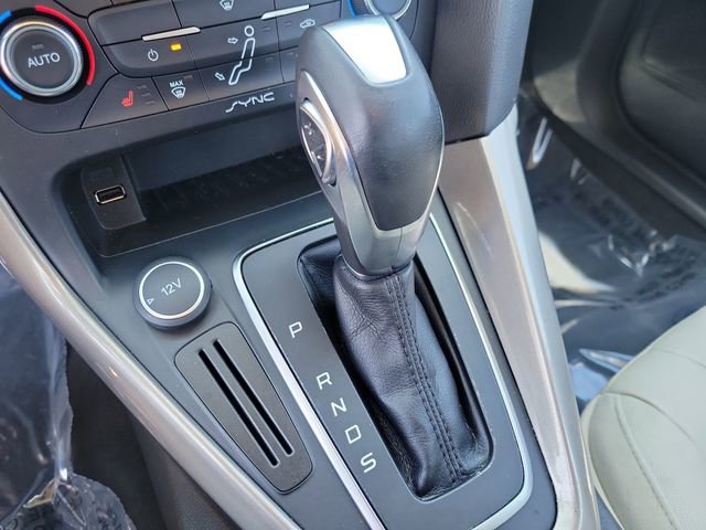 Used 2015 Ford Focus Titanium image 27